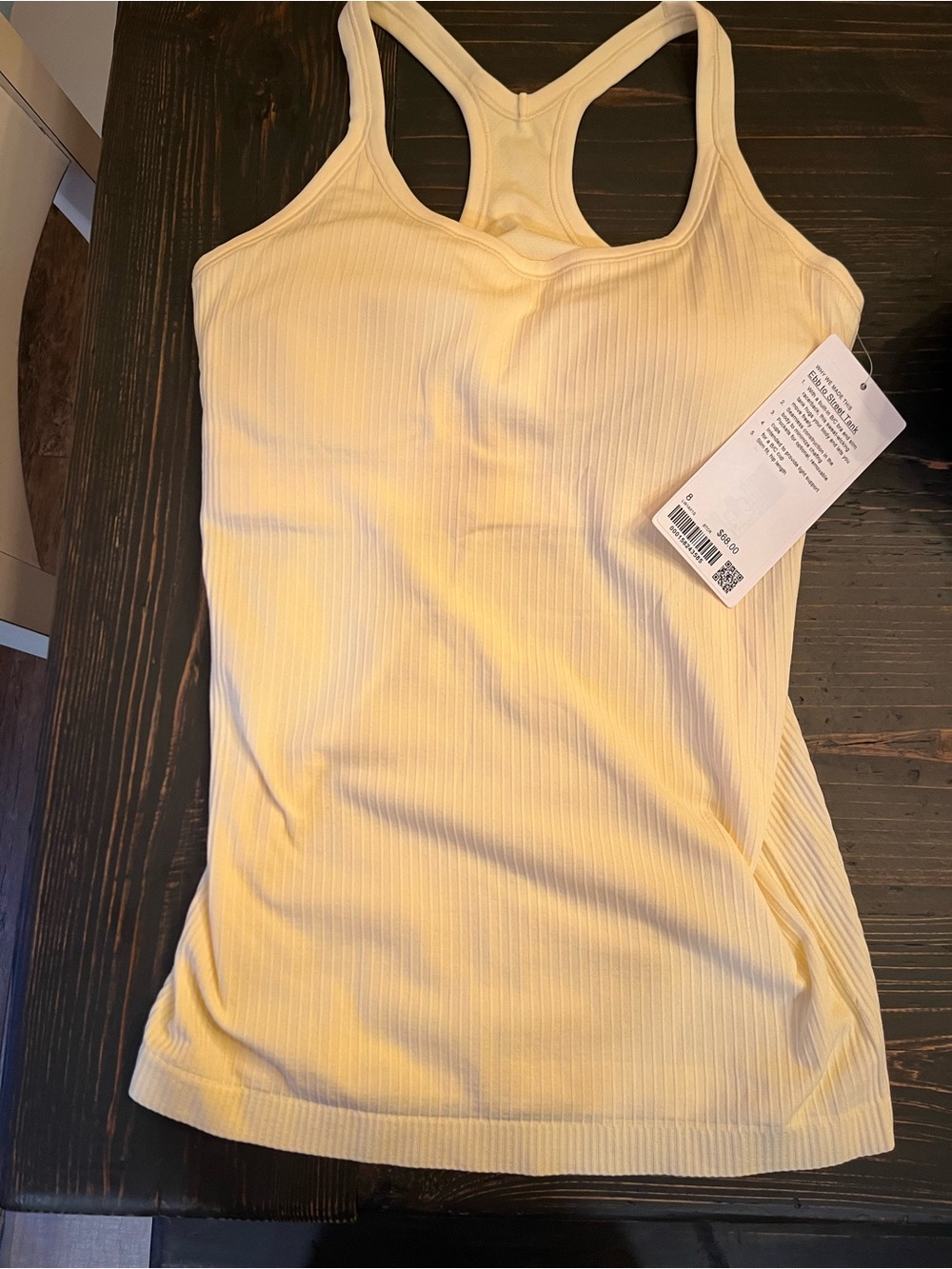 Lululemon Ebb to street tank